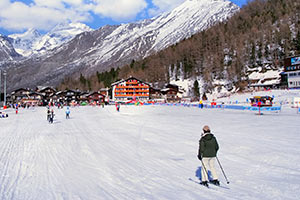 Ferienhäuser, Ferienwohnungen im Skigebiet Saas Fee