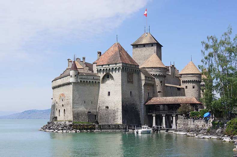 Nr. 1 Schweiz Sehenswürdigkeiten – Schloss Chillon