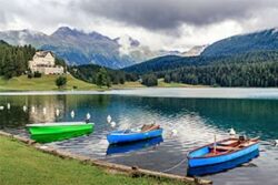 Boote auf dem See in St. Moritz